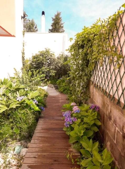 Edles Apartment In Architektenvilla Mit Grossem Pool, Sauna, Dachterrasse Und Malerischem Garten パタイアス エクステリア 写真